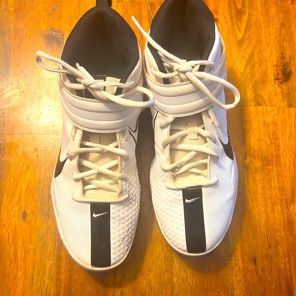 trout 3 baseball cleats